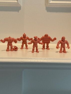 5 80's M.U.S.C.L.E. Men Figures Kinnikuman Flesh Color